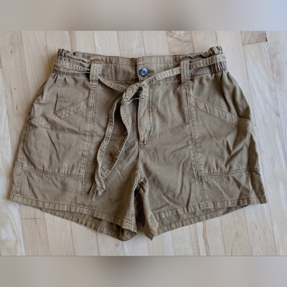 Old Navy Brown Khaki Shorts with Tie Belt, Sz M